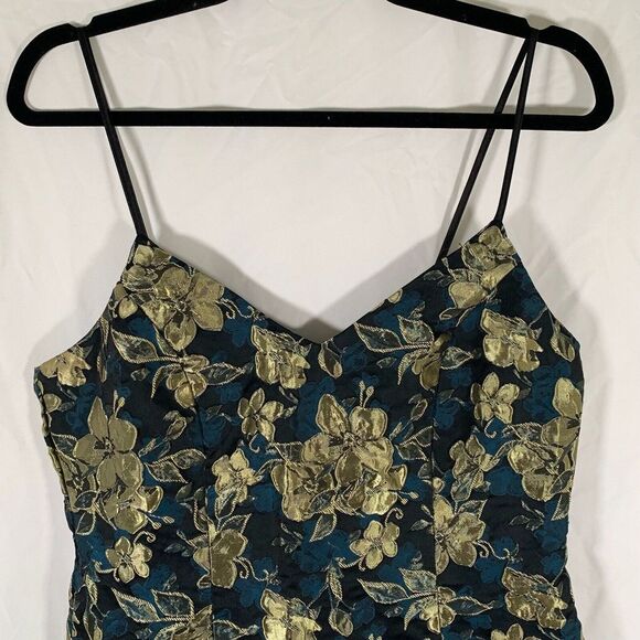 Lulu’s Dress Women’s Medium Black Floral Embroidered Sleeveless Mini Dress - Picture 2 of 9